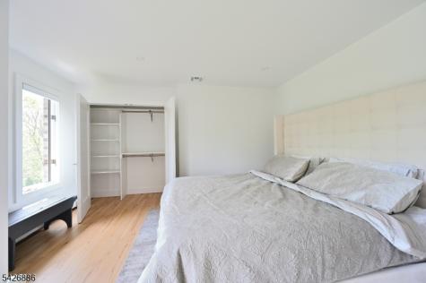 43 Lisa Court North Haledon NJ 07508