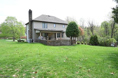 43 Lisa Court North Haledon NJ 07508