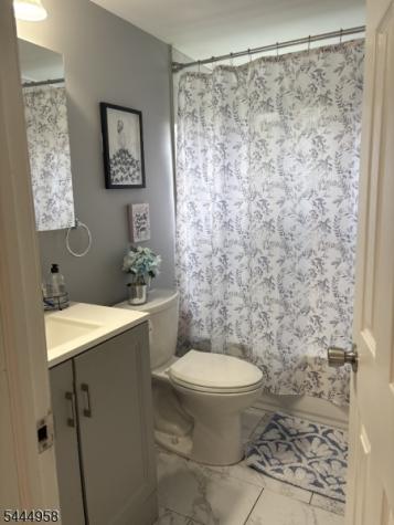 1 Lake Shore Drive Roxbury NJ 07857