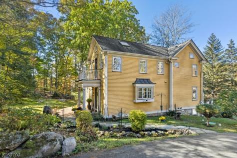 127 Raritan River Road Lebanon NJ 07830