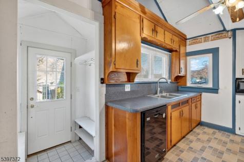83 Lakeview Avenue Ringwood NJ 07456