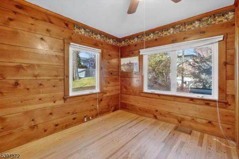 83 Lakeview Avenue Ringwood NJ 07456