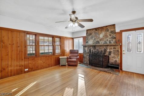 83 Lakeview Avenue Ringwood NJ 07456