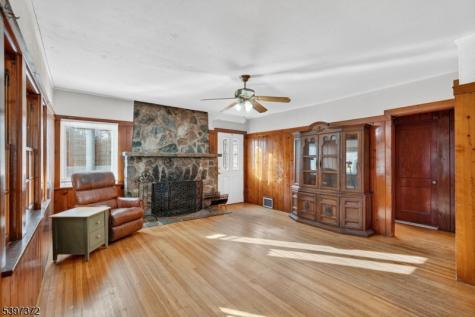 83 Lakeview Avenue Ringwood NJ 07456