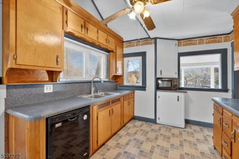 83 Lakeview Avenue Ringwood NJ 07456