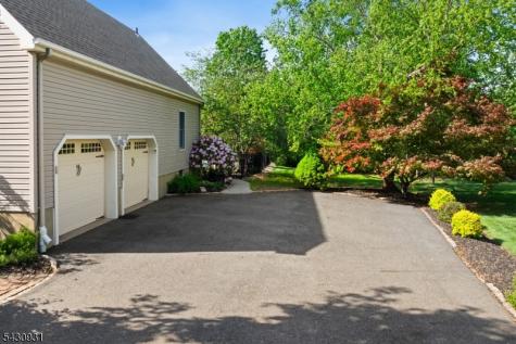 2 Smith Court Hillsborough NJ 08844