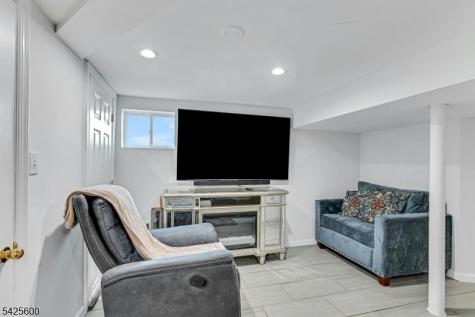 277 Madison Avenue Clifton NJ 07011