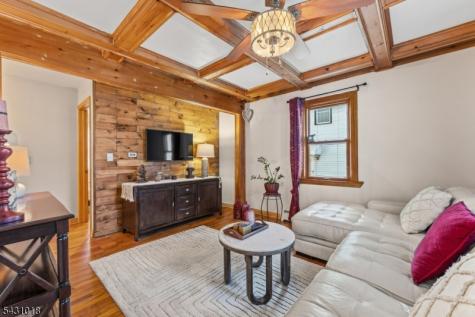 8 Garry Street Manville NJ 08835