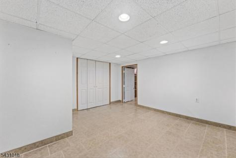 8 Garry Street Manville NJ 08835