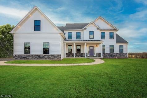 16 Holcombe Grove Road West Amwell NJ 08530