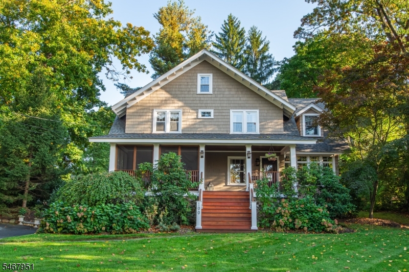 100 Lake Drive Mountain Lakes NJ 07046