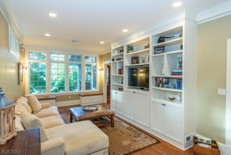 100 Lake Drive Mountain Lakes NJ 07046