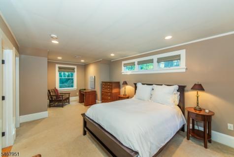 100 Lake Drive Mountain Lakes NJ 07046