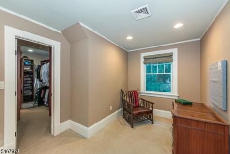 100 Lake Drive Mountain Lakes NJ 07046