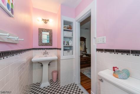 100 Lake Drive Mountain Lakes NJ 07046
