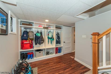 100 Lake Drive Mountain Lakes NJ 07046