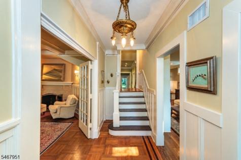 100 Lake Drive Mountain Lakes NJ 07046
