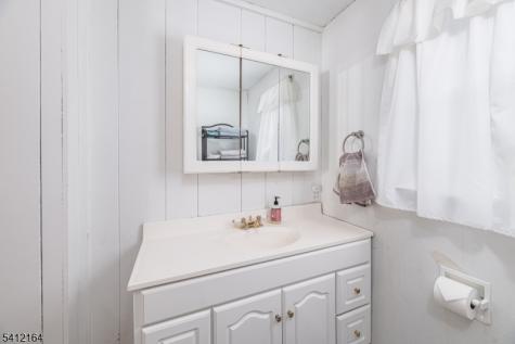 10 Lake Shore Road Hardyston NJ 07460