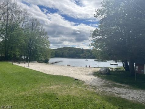 10 Lake Shore Road Hardyston NJ 07460