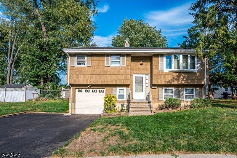 437 Evona Avenue Piscataway NJ 08854
