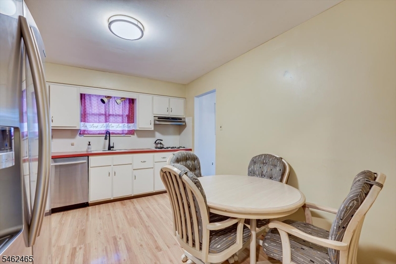 437 Evona Avenue Piscataway NJ 08854