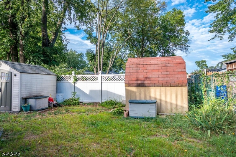 437 Evona Avenue Piscataway NJ 08854