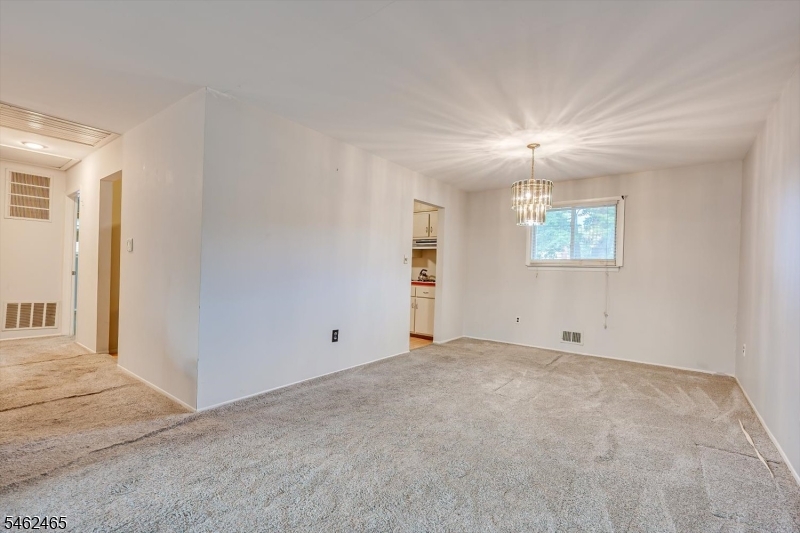 437 Evona Avenue Piscataway NJ 08854