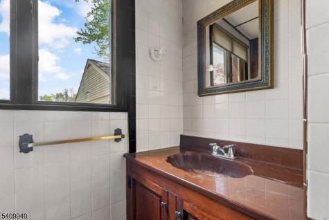 52 Waughaw Road Montville NJ 07082