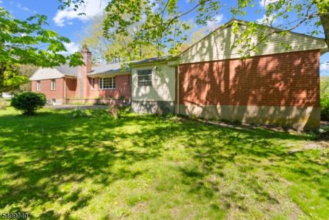 52 Waughaw Road Montville NJ 07082