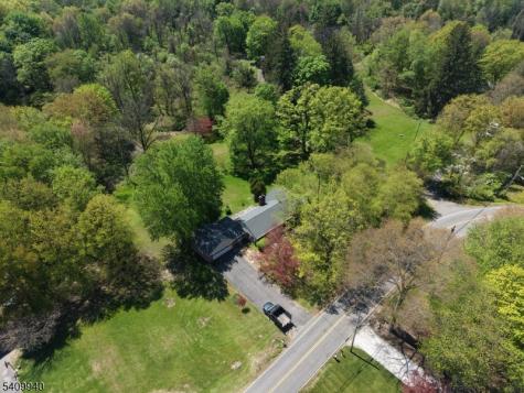 52 Waughaw Road Montville NJ 07082