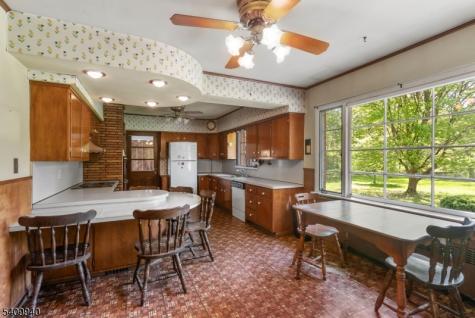 52 Waughaw Road Montville NJ 07082