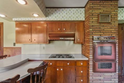 52 Waughaw Road Montville NJ 07082