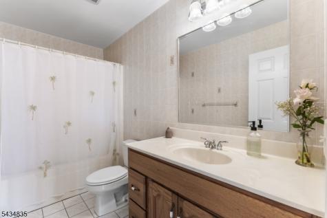 14 Lakeview Terrace Sussex NJ 07461