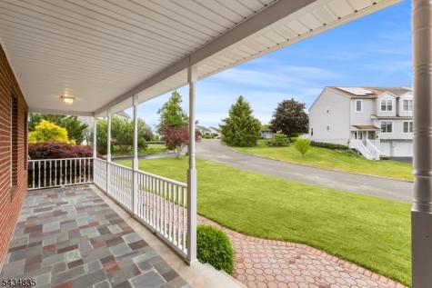 14 Lakeview Terrace Sussex NJ 07461