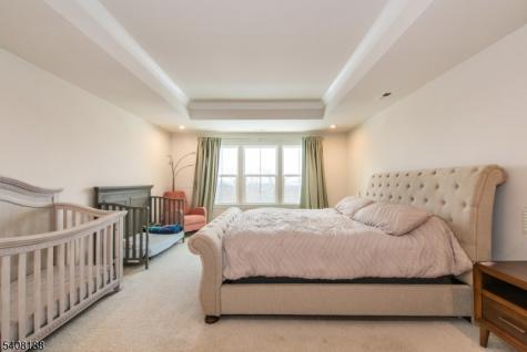 37 Esposito Lane Roxbury NJ 07850