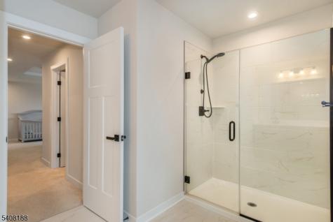 37 Esposito Lane Roxbury NJ 07850
