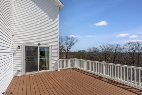 37 Esposito Lane Roxbury NJ 07850
