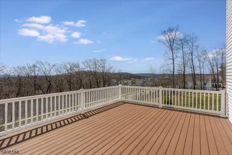 37 Esposito Lane Roxbury NJ 07850