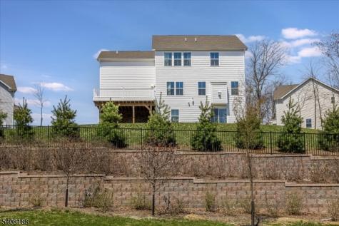 37 Esposito Lane Roxbury NJ 07850