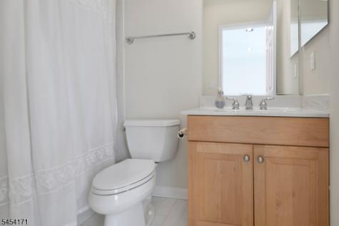 5 Alvamar Court Montgomery NJ 08558