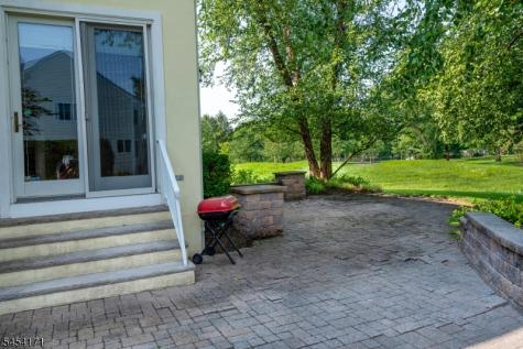 5 Alvamar Court Montgomery NJ 08558