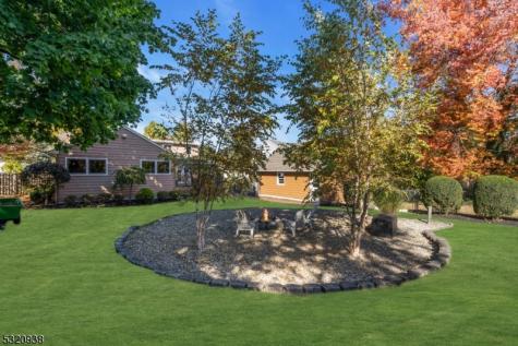 31 Meadow Road Clark NJ 07066