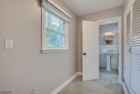 162 Mali Drive North Plainfield NJ 07062
