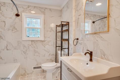 162 Mali Drive North Plainfield NJ 07062