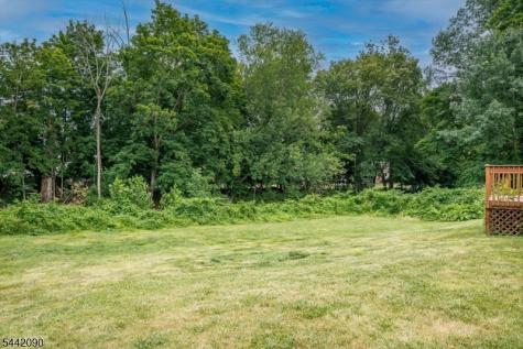 162 Mali Drive North Plainfield NJ 07062