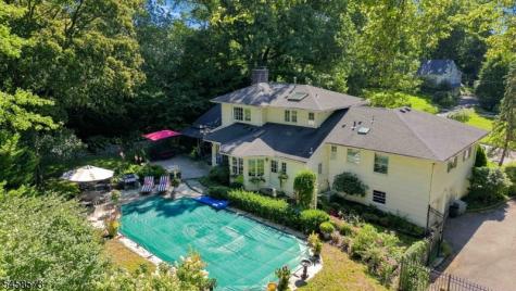 16 Warwick Road Chatham NJ 07928
