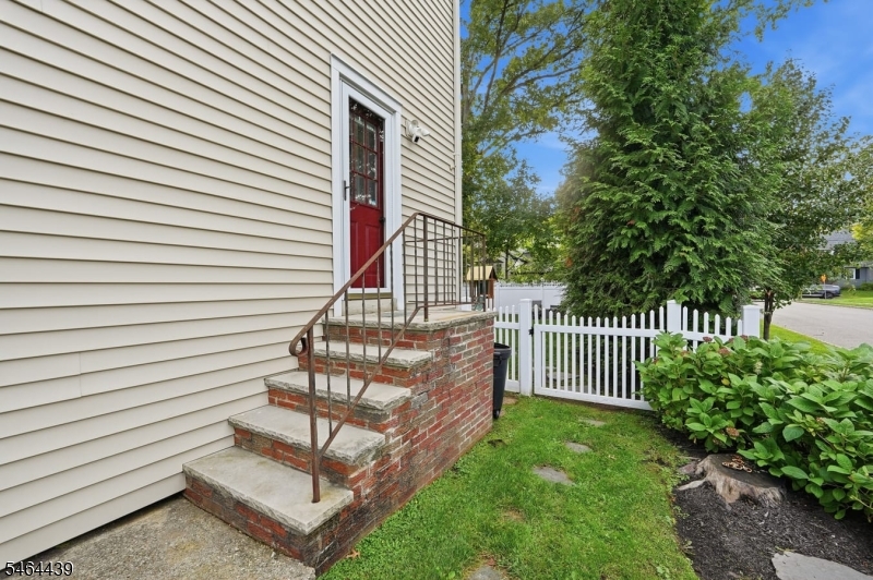 333 Manor Avenue Cranford NJ 07016