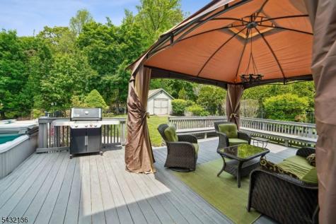 22 Homestead Terrace Scotch Plains NJ 07076