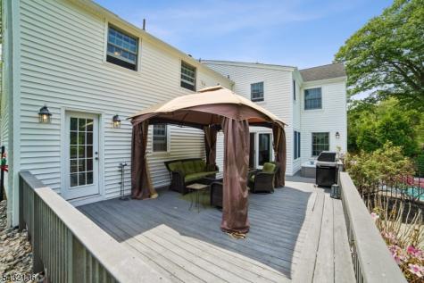 22 Homestead Terrace Scotch Plains NJ 07076