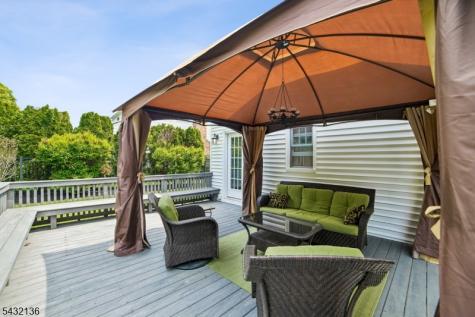 22 Homestead Terrace Scotch Plains NJ 07076